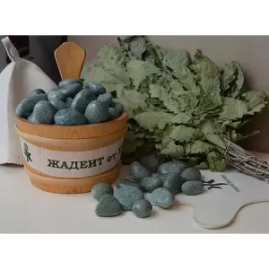 Камень Жадеит ШЛИФОВАННЫЙ средний (ведро 10 кг)